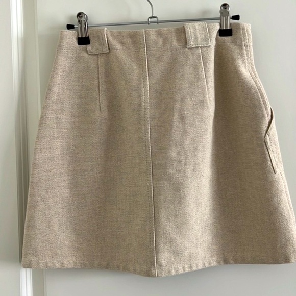 Banana Republic Tweed Button Down Cream Mini Skirt - Picture 2 of 5
